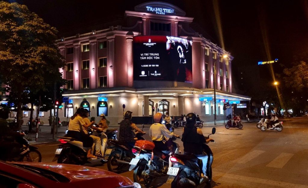 Vị trí The Grand Hà Nội ” trung tâm của trung tâm ” đối diện TTTM Tràng Tiền Plaza